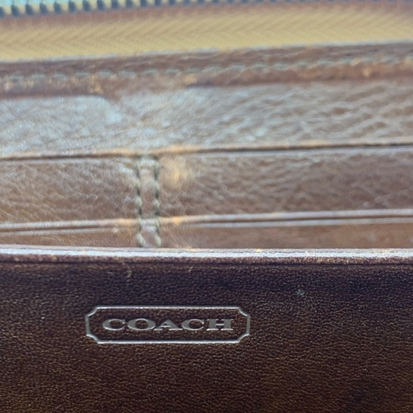 Coach tan and brown leather zip around wallet - Picture 11 of 16